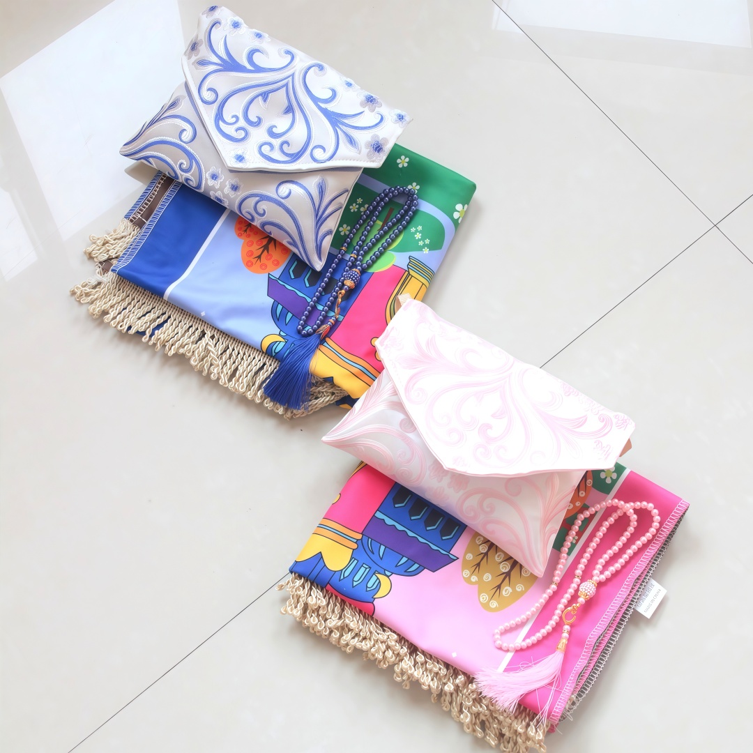 子供向けプリント入りクロスボディバッグセット、祈りの数珠付き - Kids Outdoor Floor Cushions のレビューと価格