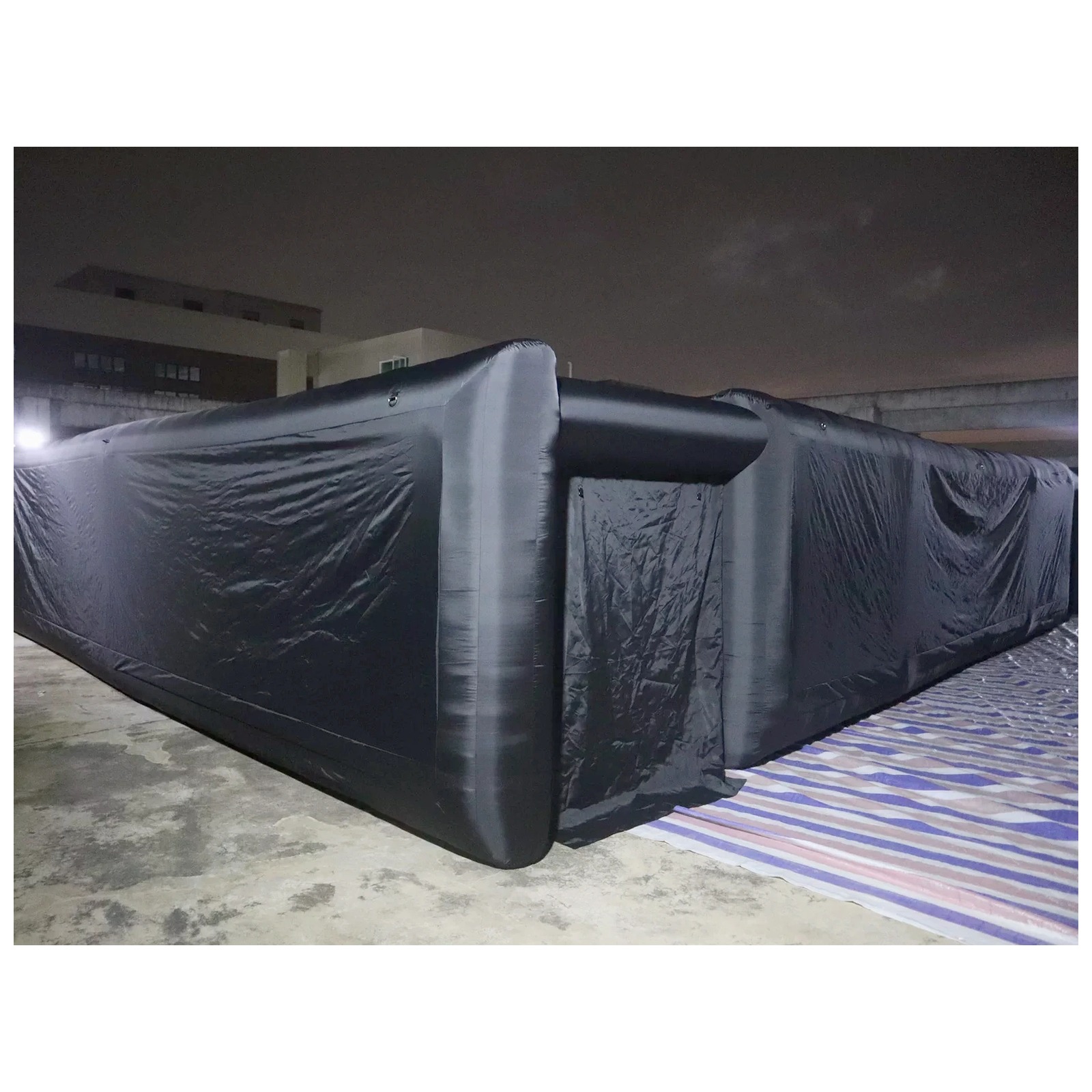 大型無地ブラックインフレータブル迷路 12×12m 39×3 - Kids Outdoor Games のレビューと価格