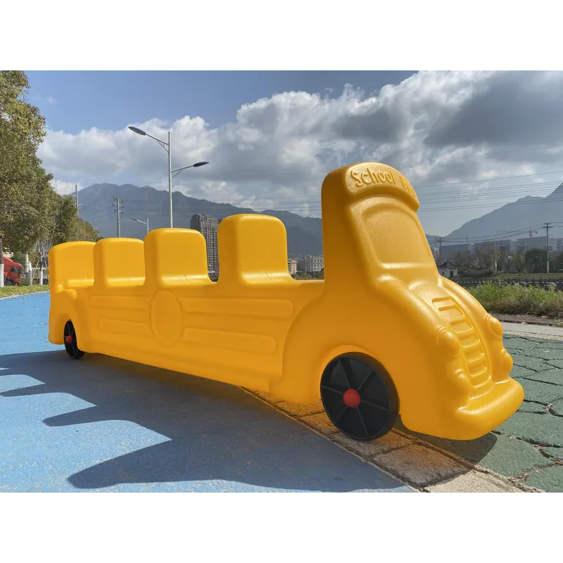 幼稚園児向け協力型乗用玩具、屋外遊び場用バス型多人数用子供用 - Ride On Toy Car のレビューと価格